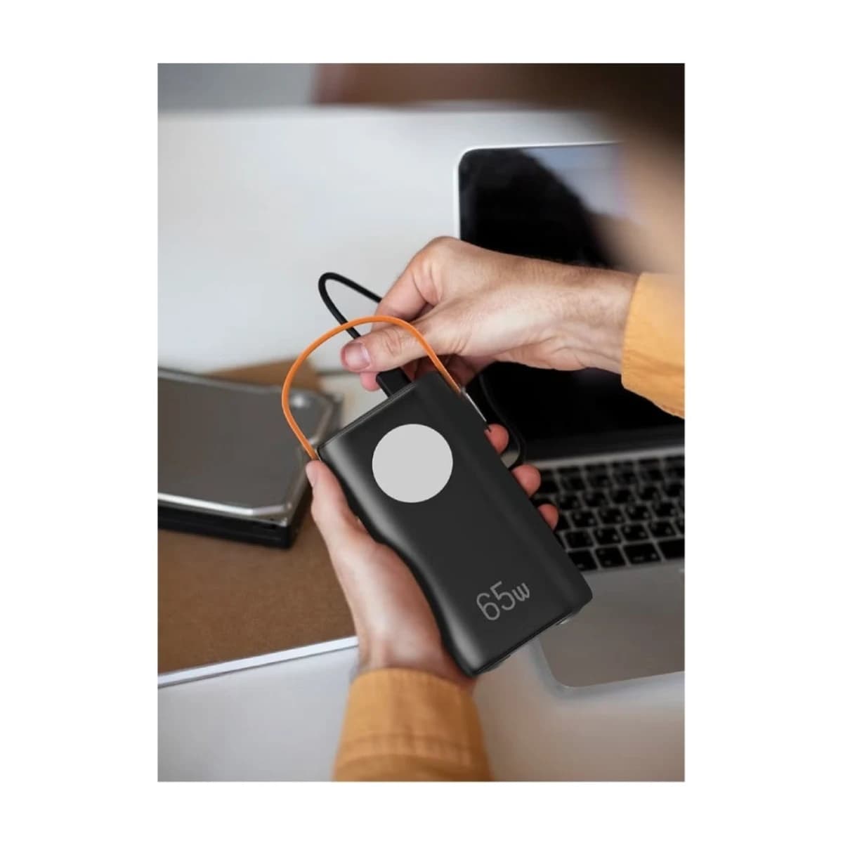 Oarmio MXQ-M200A Power Bank – 60000mAh with Up to 66W Fast Charging - Thumbnail Angle 3 | Elmougi Store UAE